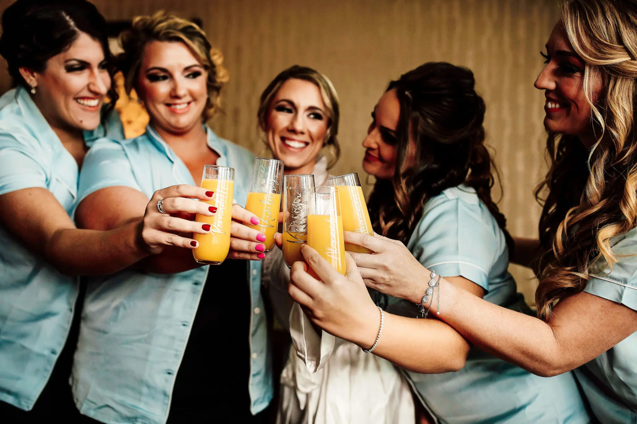 bridesmaids getting ready