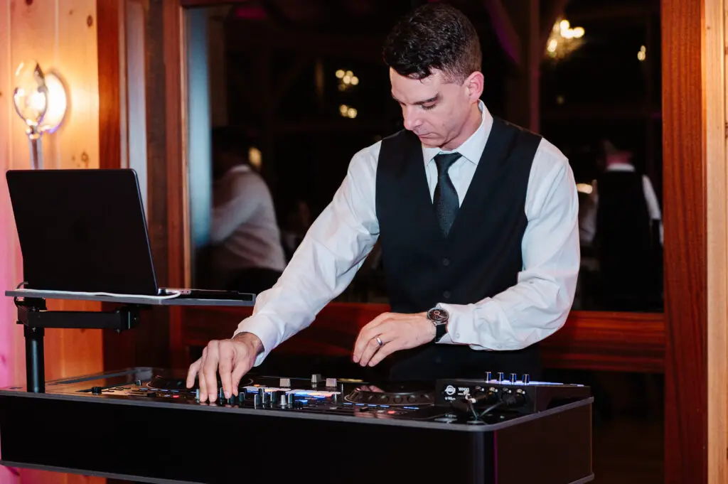 DJ Linx Philly Wedding DJ