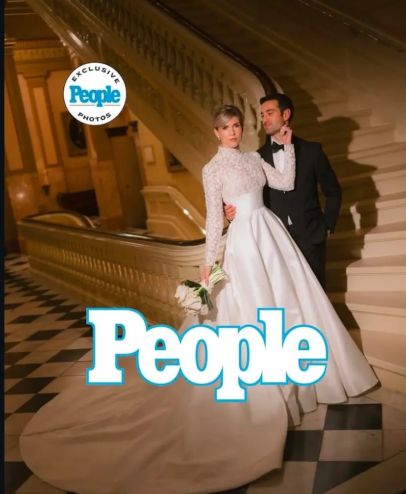 Julia Rae People Magazine by Marioo Live Top Photography Bride and groom on stairs people magazine