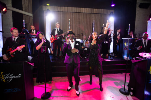 Jellyroll Performing