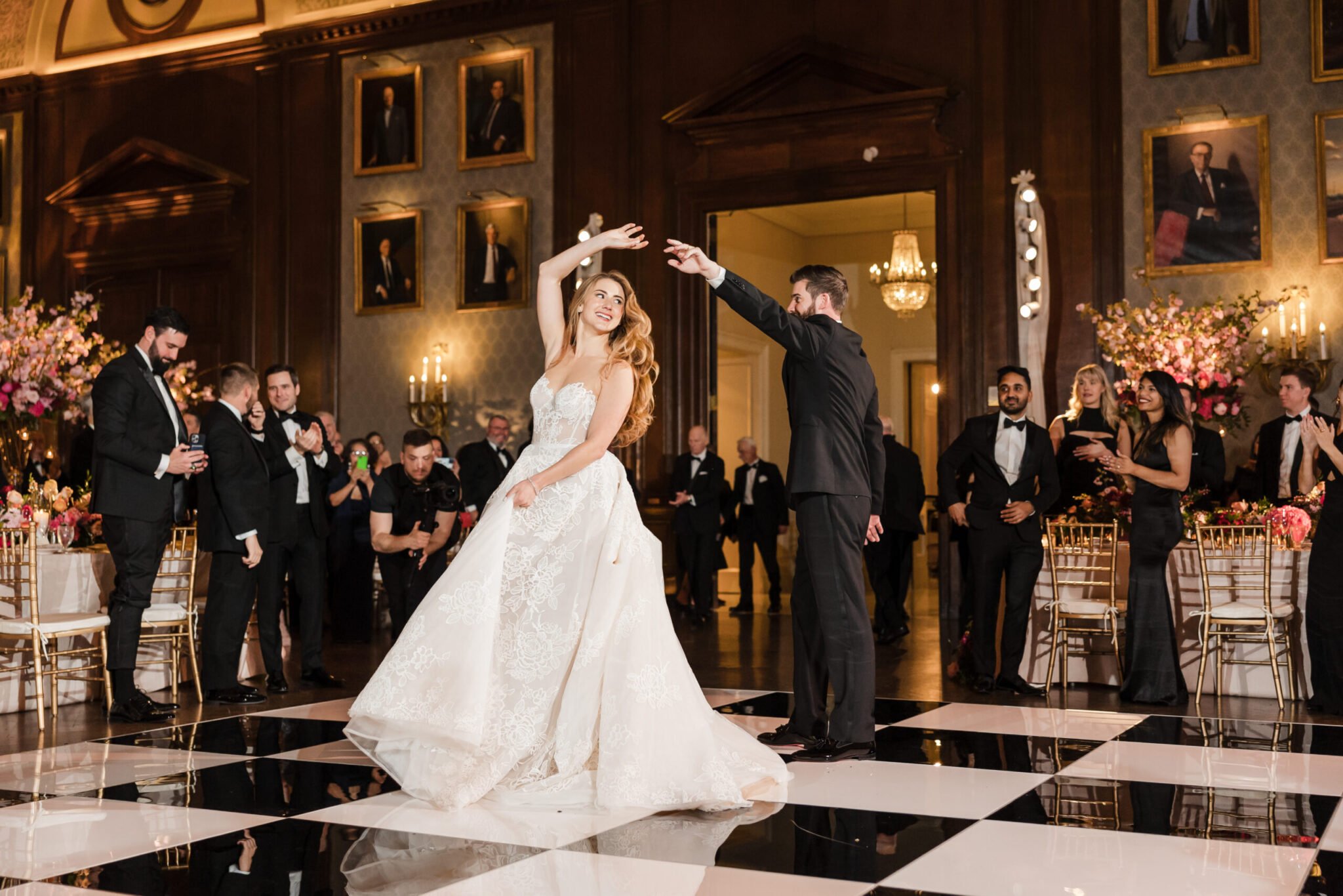 Top 13 Queen Dance Songs For An Amazing Wedding Party - Details for Weddings