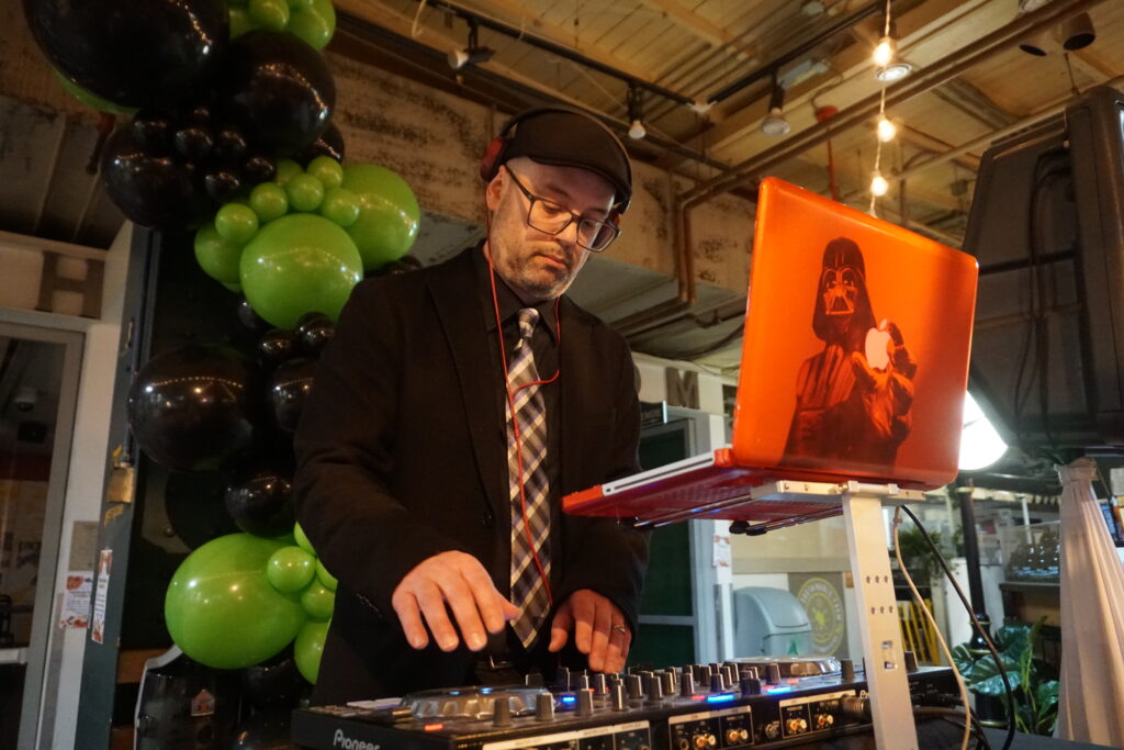 BVTLive! DJ Jon Gill