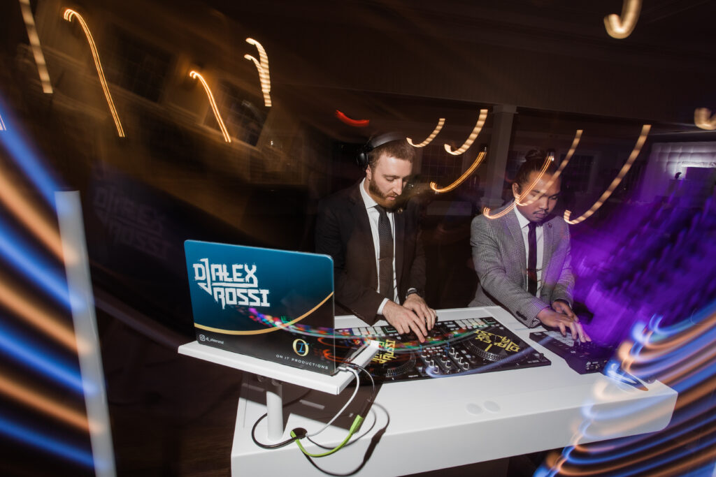 DJ Alex Rossi live at wedding