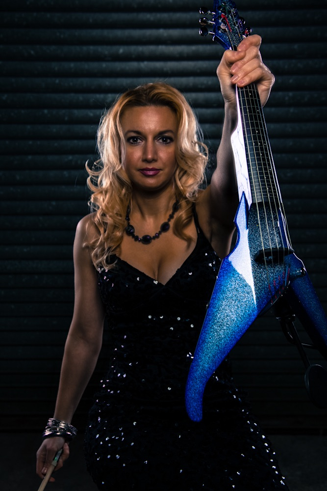 Lisa Sebastiani is one of the most prominent violin players in the Philadelphia region with hundreds of luxury performances under her belt. Her experience ranges from weddings, galas, balls and even a tour with the Trans-Siberian Orchestra.